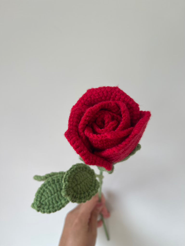 Yarntastic Long-lasting Flower Bouquet - Classic Rose