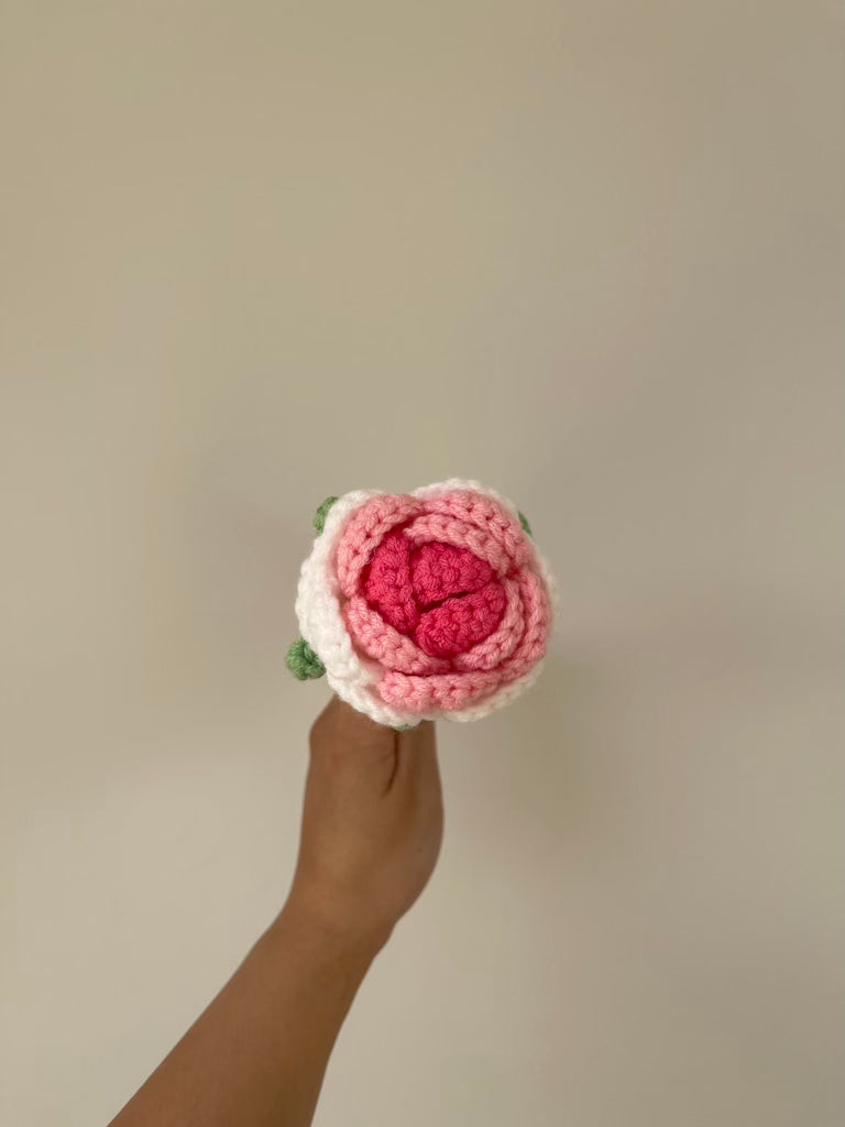 Yarntastic Long-lasting Flower Bouquet - Rose