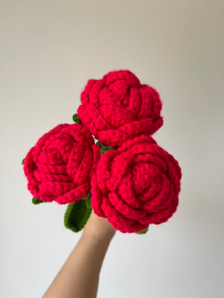 Yarntastic Long-lasting Flower Bouquet - Rose