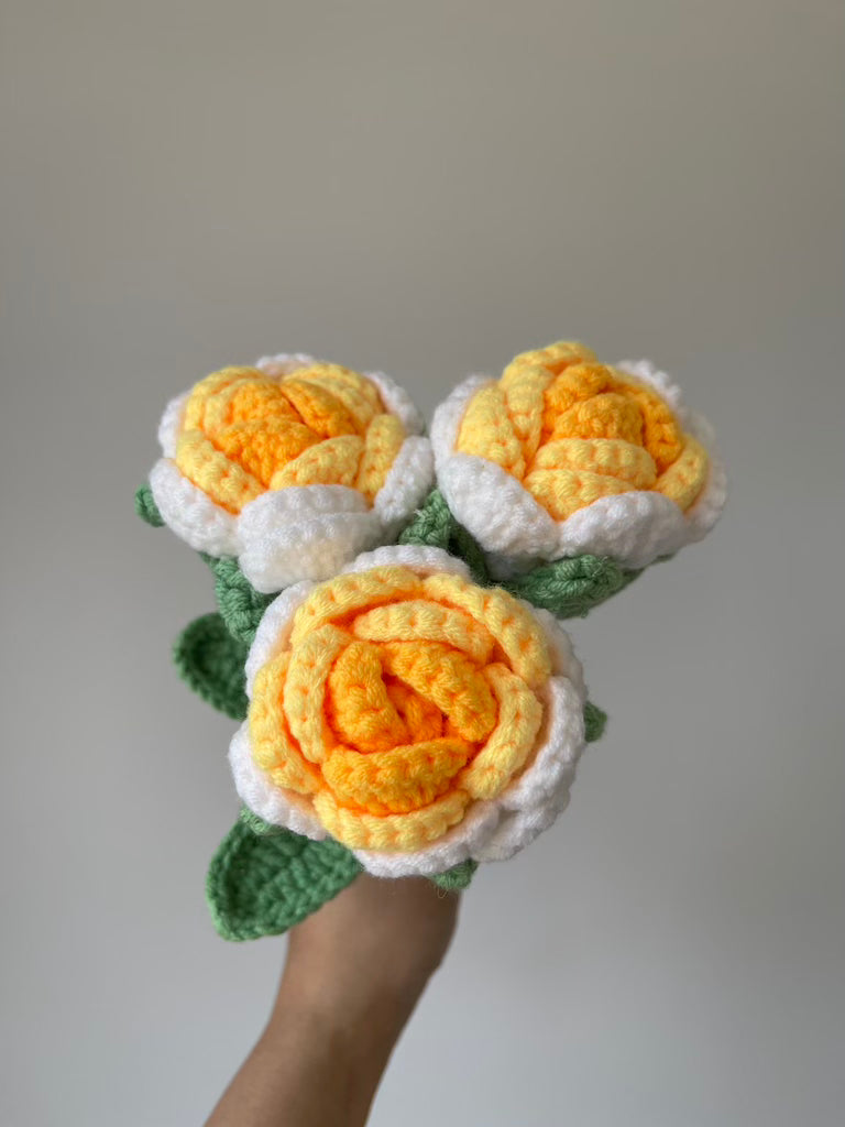 Yarntastic Long-lasting Flower Bouquet - Rose